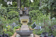 Click to enlarge Bunny Guinness, M&G Garden, RHS Chelsea 2011