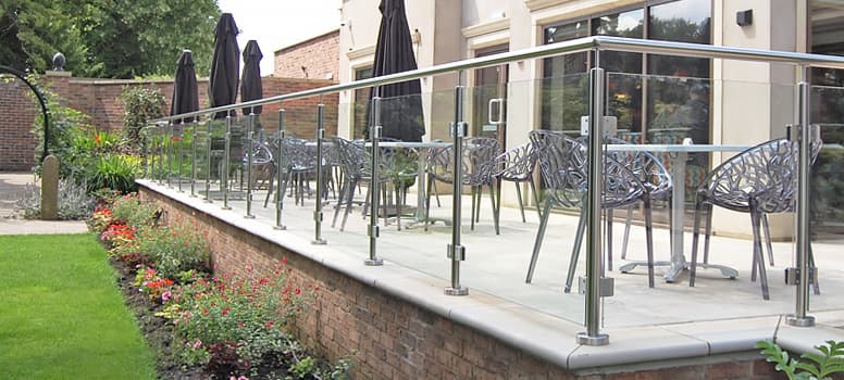 Glass Balustrade on Terrace Dining Area