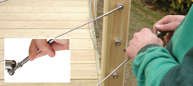 Attaching the cable rail