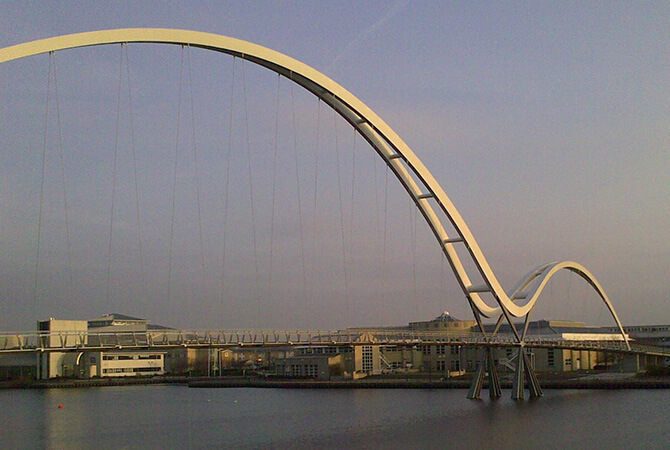 North Shore Infinity Footbridge