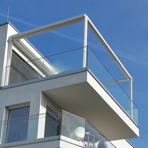 Balcony with Easy Glass Smart Balustrade