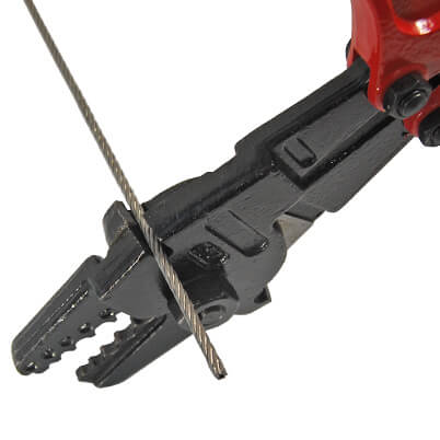 Swaging Tool with Wire Rope Cutting Blades